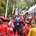 Pj Gubernur Hassanudin Buka Lake Toba Fashion Week 2023, Sebut Kekayaan Sumut Hebat Lake Toba