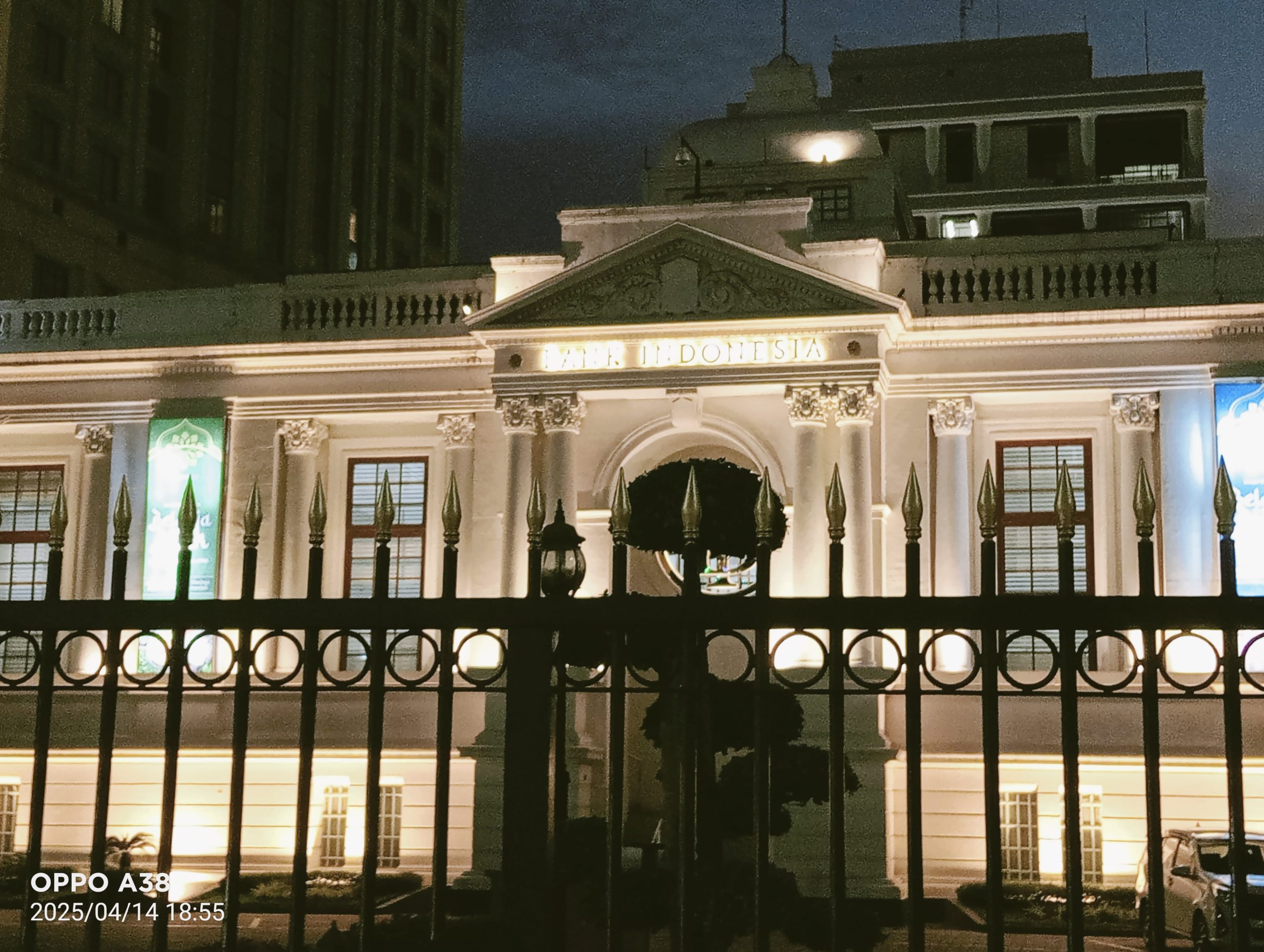 Gedung