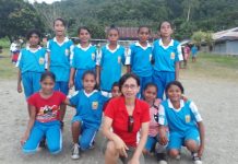 Bu Guru, Melintasi Tiga Provinsi Berlabuh di Leksula Di