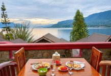 Nina Bercerita: Kangen, Liburan Romantis di Samosir Villa Resort Liburan