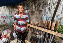 Pandai Besi 40 Tahun, Suwandi Jaga Warisan yang Kian Punah Pandai
