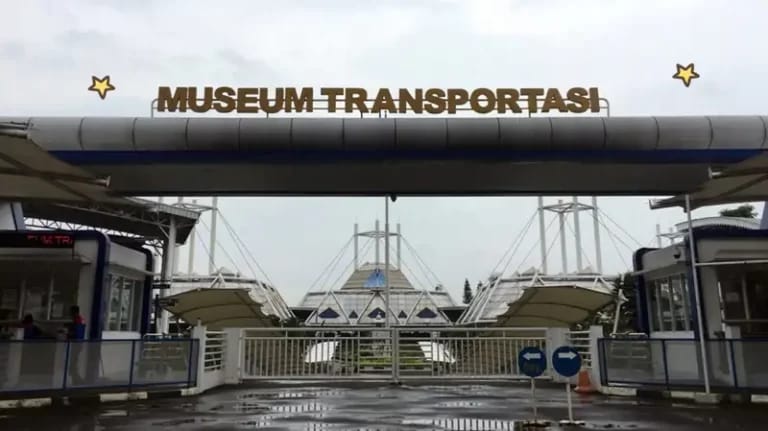 Nostalgia di 7 Destinasi Wisata Sejarah KAI 5 KAI