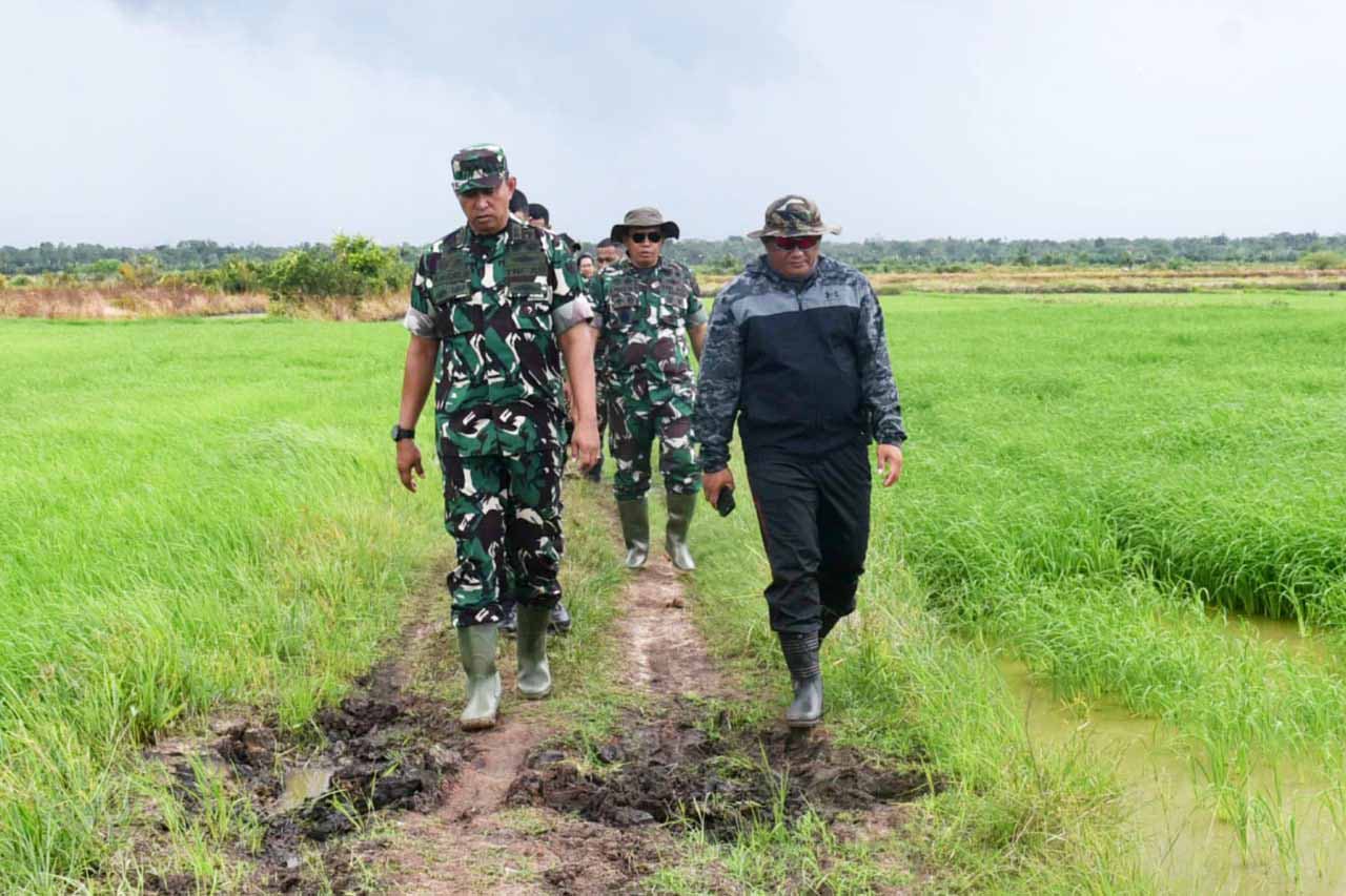 Letjen TNI (Purn.) Dr. Ahmad Rizal Ramdhani, 15 Bulan Memimpin BULOG 3 Letjen