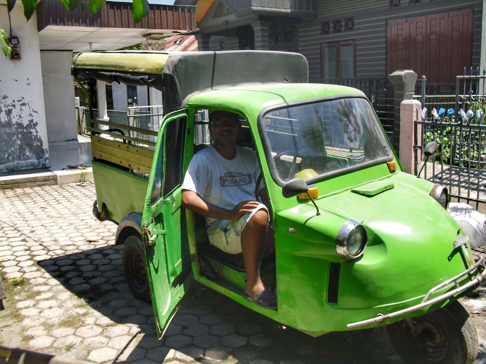 Motor